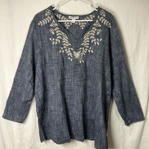 Coldwater Creek Women’s Tunic Size 1X Blue With Embroidered Detail Side Pockets